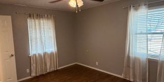 PRELEASING (3) Bed/(1.5) Bath in Core Norman Avail Late May! PRELEASING (3) Bed/(1.5) Bath in Core Norman Avail Late May! Gallery 7