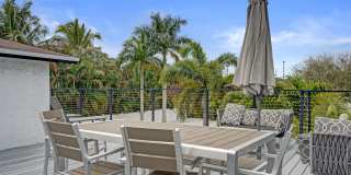 311 SE 3rd Avenue Gallery 27