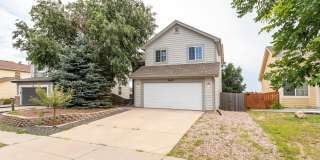 Beautiful 4-bedroom 3-bath located in Stetson Hills! Gallery 4