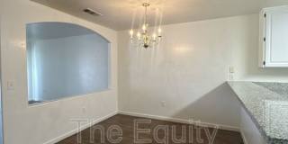 407 North Park Street Gallery 13