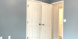 Beautiful end condo in great Powell location!! Gallery 15