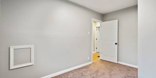Renovated 2 Bed, 1.5 Bath Rowhome in Hazelwood - Central AC & Heat, Laundry - Available Now! Gallery 13