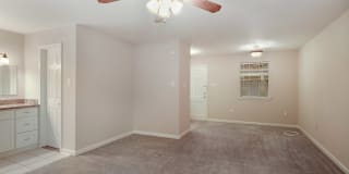 Park Regency Gallery 14