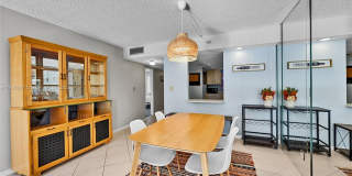 3001 W Rolling Hills Cir Gallery 25