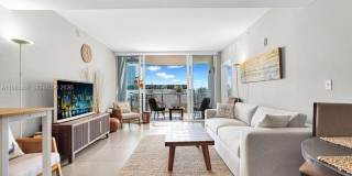 2155 Washington Ct Gallery 1