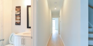 5 Seawell Avenue Gallery 11