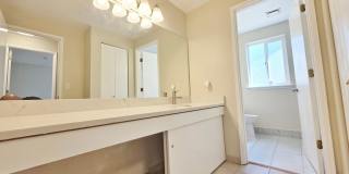Charming 4 Bed 2 Bath Home in Des Moines, WA. Gallery 20