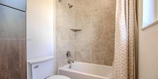 1430 NW 48th Dr Gallery 21