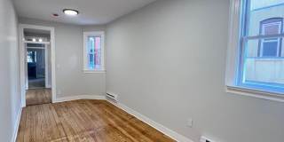 492 MONMOUTH ST Gallery 6