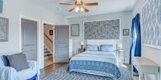 Stunning Bay Front Home Gallery 25