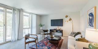The Hanover Apartments Gallery 31