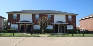 Beautiful 2 Bedroom, 1.5 Bath Townhouse Gallery 1