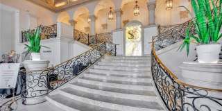 2777 Paradise Road Gallery 62