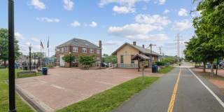 The Townes at Herndon Center Gallery 41