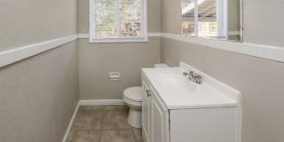 3162 Oak Forest Drive Gallery 7