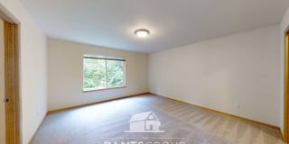 Great Location!  Quiet Neighborhood! Gallery 23