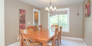 Lovely 4 Bedroom | 2.5 Bathroom Single Family Home | Corner Lot | Kaiser Woods Community Gallery 5