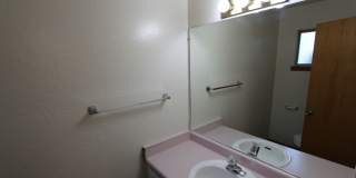 3-Bedroom Townhome in Desirable Lower Greenlaw Gallery 14