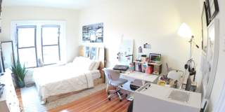 Charming 2 Bedroom-No Broker Fee Gallery 4