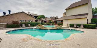 Woodland Hills Gallery 16