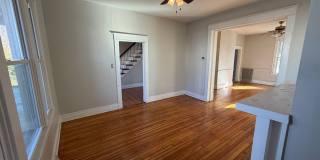 Charming 4bdrm/1.5bth Home Located in Richmond's North Highland Park w/Balcony!! Gallery 12