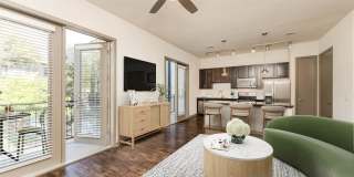 Crest at Park Central Apartments Gallery 22