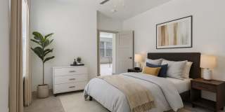 District South Gallery 10