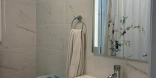 Gorgeous, fully remodeled 5 bed 3 bath centrally located in Great Falls Gallery 13