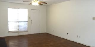 1 Bedroom, 1 Bath with Carport - Raintree Manor Condo Gallery 10