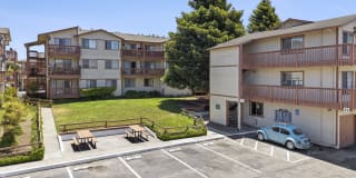 Garden Hill Apartments Gallery 13