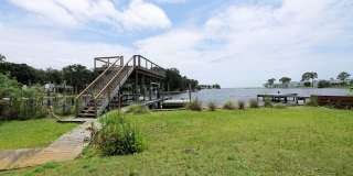 Waterfront in Shalimar with Dock and Lift Waterfront in Shalimar with Dock and Lift Gallery 52