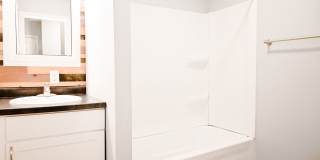 95 4th Ave Gallery 9