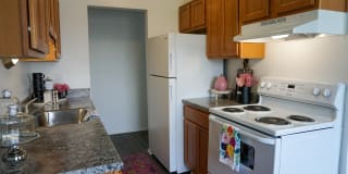 Gale Gardens Apartments Gallery 11