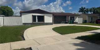 10835 SW 154th Ter Gallery 1