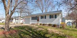 Conveniently located in the heart of Arnold! Gallery 3