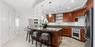 Spacious Irvine Financial District Condo with Full Service Amenities Gallery 1