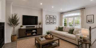 4577 DERRING Lane Gallery 1