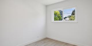 Stunning Luxury 2BR with Wraparound Deck in Downtown Palo Alto Gallery 13