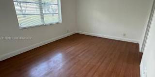 8730 N Sherman Cir Gallery 8