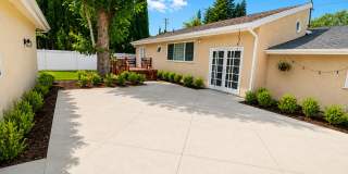 OWNER REMODEL - STUDENT RENTAL NEAR CAMPUS – HUGE DISCOUNT + ONE MONTH FREE! Gallery 22