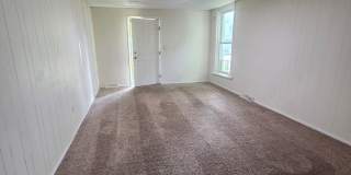 Lower 2 bedroom unit East Side Gallery 4