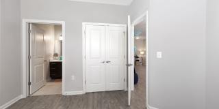 Pointe at Crestmont Apartments - Affordable Housing Gallery 21