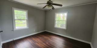 3 Bedrooms 1.5 Baths - North Columbus - Large Corner Lot Gallery 14