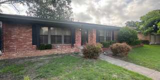 Charming 3 Bedroom near Lake Waco Charming 3 Bedroom near Lake Waco Gallery 1