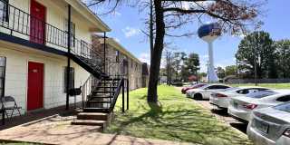 2400 Goodwin Avenue - Building 2 Gallery 12