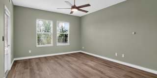 Charming 4BR Townhome in Winter Garden Gallery 17