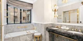 2 East 55th Street Gallery 3