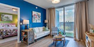 Pura Vida Hialeah Luxury Apartments Gallery 10