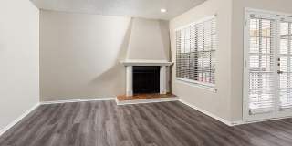 Deer Oaks Gallery 19
