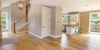Location, Location, Location! Beautiful 3 Bedroom Townhome in First Addition!!!! Location, Location, Location! Beautiful 3 Bedroom Townhome in First Addition!!!! Gallery 5